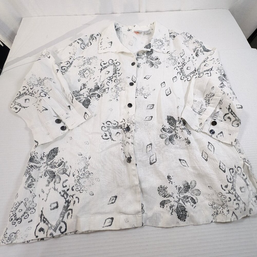 Chico's  Women's 3 (XL From Chart) 100% Linen Aztec Floral 3/4 Sleeve Button Up